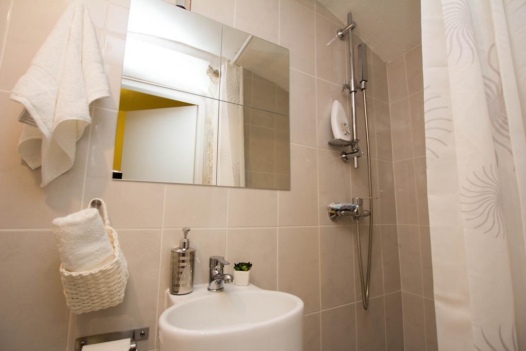 Apartment Toma Трогір Екстер'єр фото